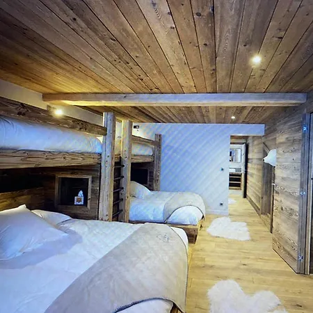 Appt Raffine A La Tania, Spa, Sauna, Ski-in Ski-out * Courchevel