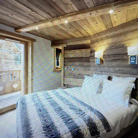 Appt Raffine A La Tania, Spa, Sauna, Ski-in Ski-out *